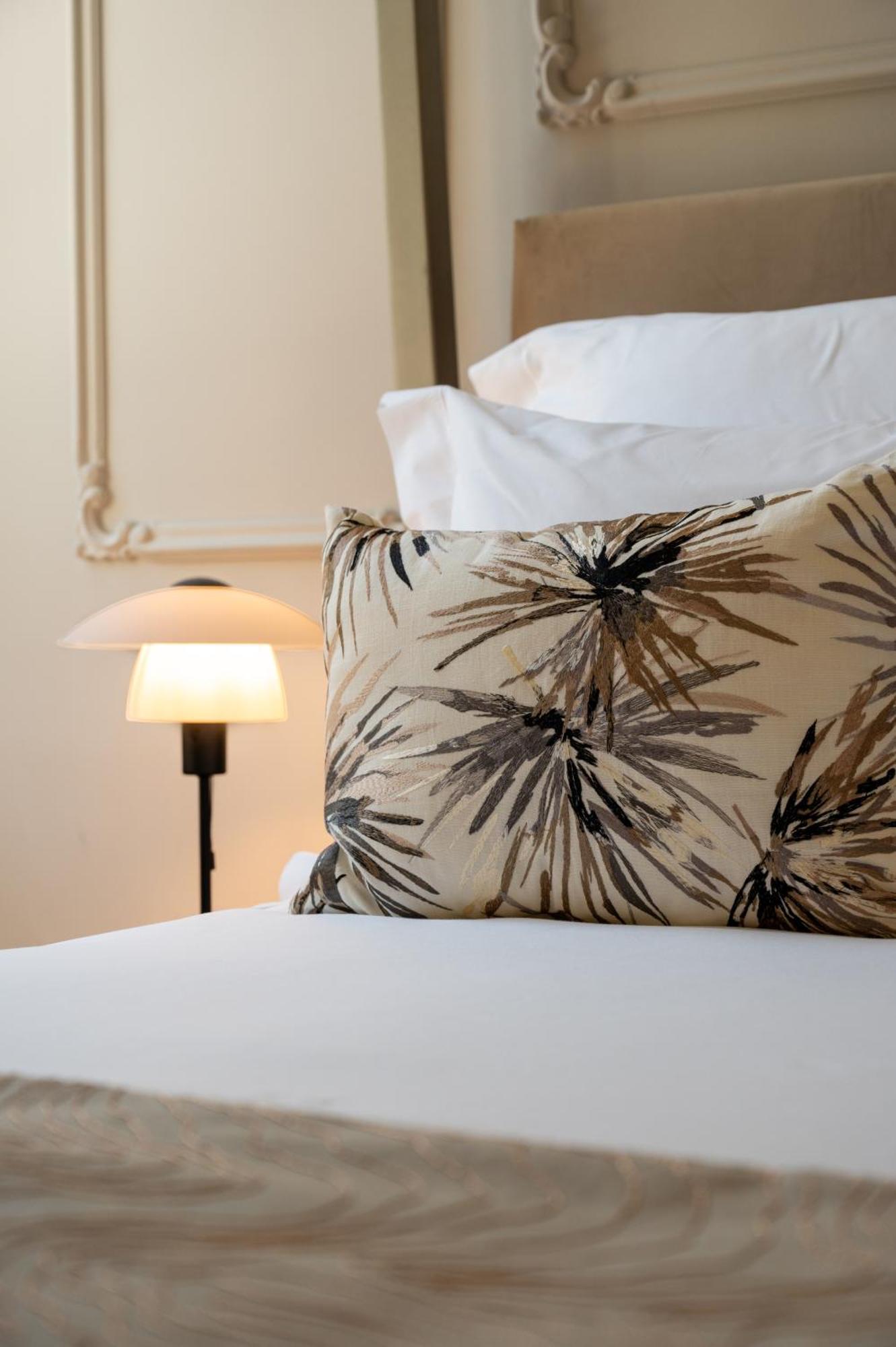 Lilases Boutique House & Garden Мора Екстер'єр фото