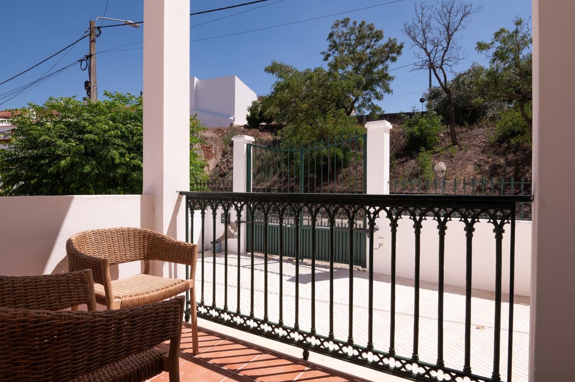 Lilases Boutique House & Garden Мора Екстер'єр фото