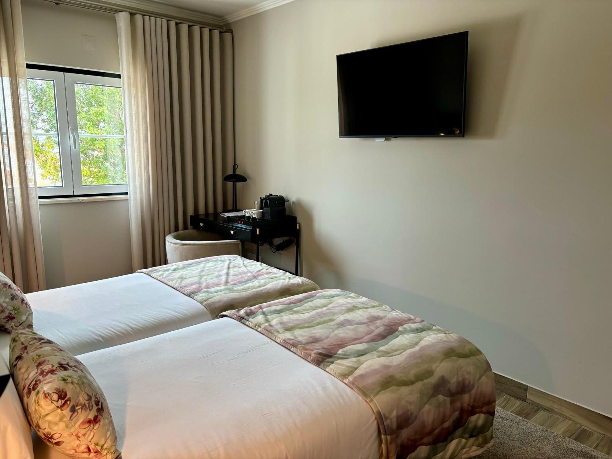 Lilases Boutique House & Garden Мора Номер фото